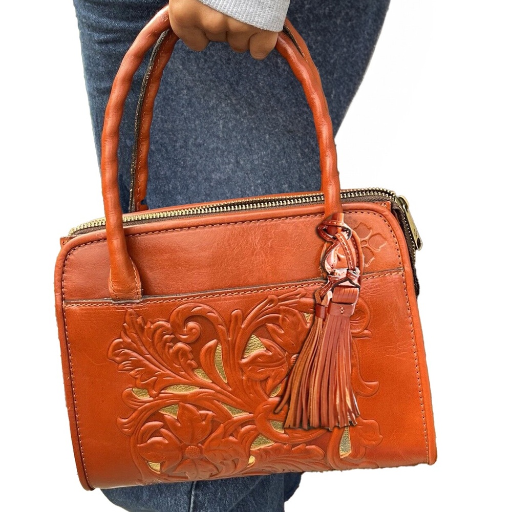 NWOT Patricia Nash Tan Embossed Leather Shoulder Bag